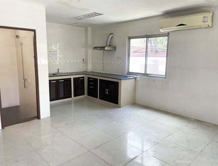 Office For Rent in Lat Phrao 